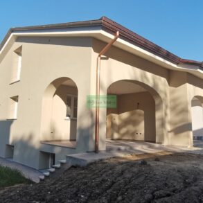 Villa singola nuova di ampia metratura ad Arsina