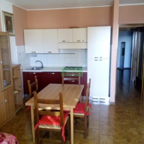 Bilocale zona stazione con cantina