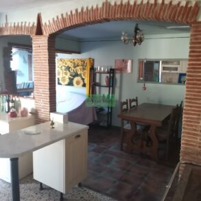 Porzione di colonica con 2.900 mq di terreno