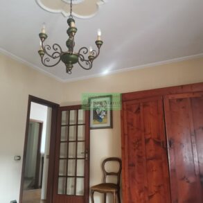 Casa di corte d’angolo con resede privata